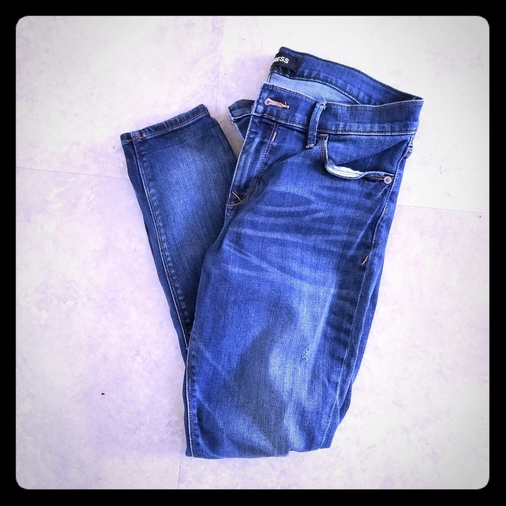 Express Mid Rise Repreve Jeggins